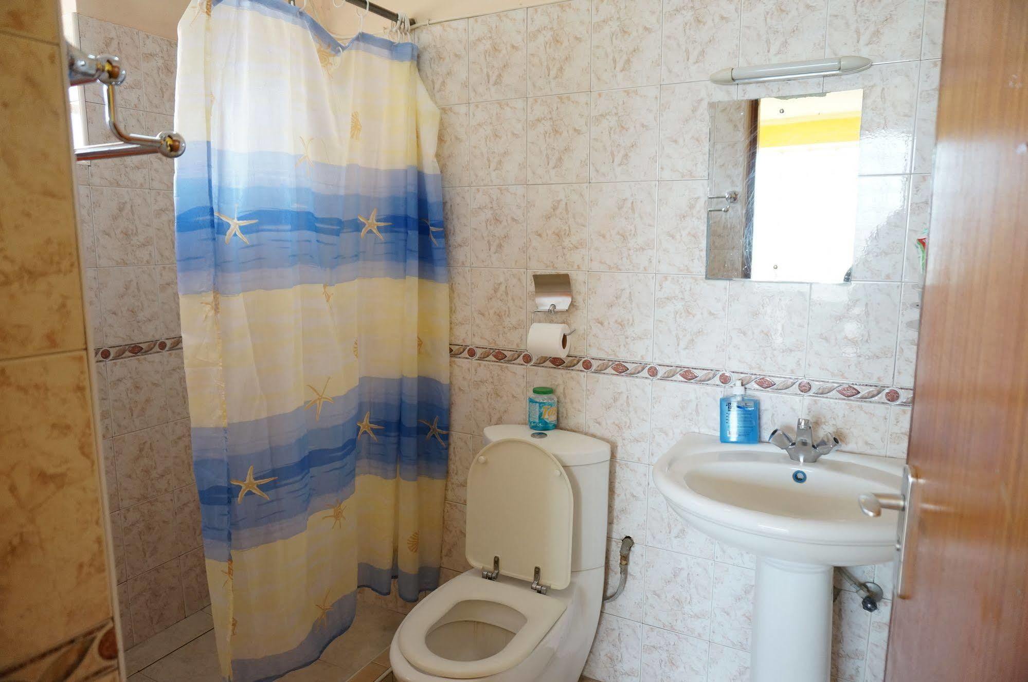 Mdawida Homestay Nairobi Ngoại thất bức ảnh